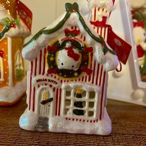 Hello Kitty Christmas Ceramic house RARE 💖